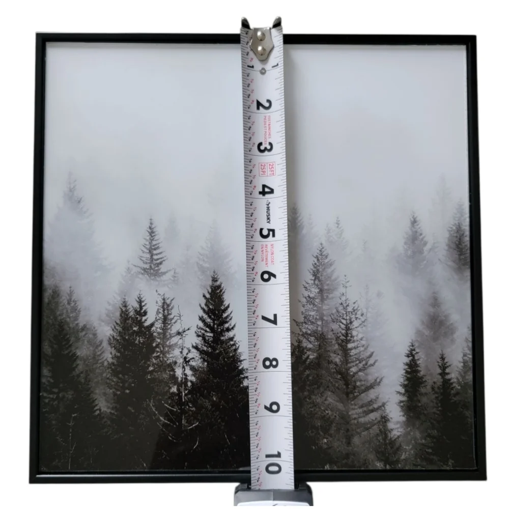 (D) Black/White Crystal Glass Wall Decor - Picture 3 of 5